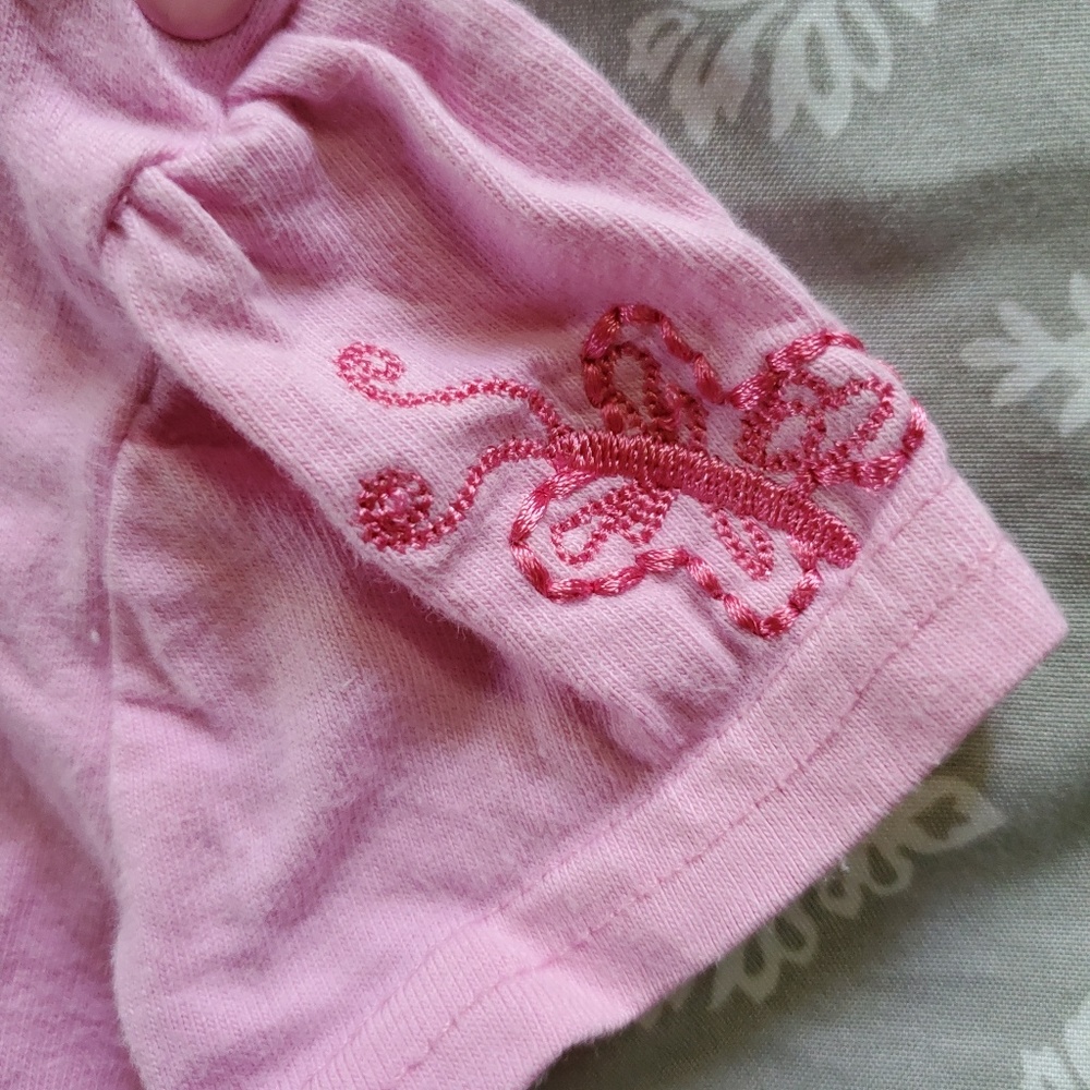 Onsie - Picture 2 of 3